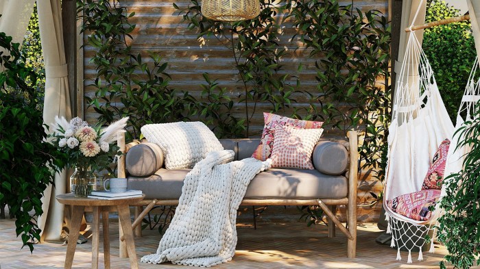 Home goods outdoor decor